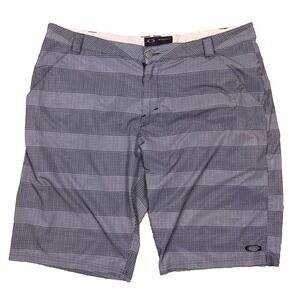 Oakley Mens‎ Shorts Color Grey Size 40 Golf Skate Beach